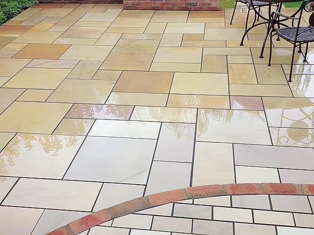 patio-cleaning-kireth-ai